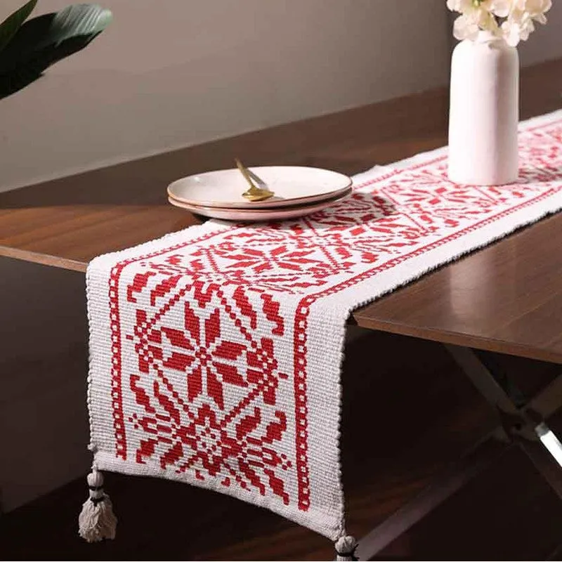 Volyra Handloom Tasseled Cotton Table Runner media 3