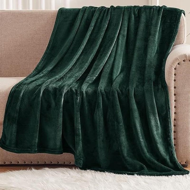 Sarva Solid Knitted Cotton Flannel Blanket (Dark Green) - 190 GSM media 3