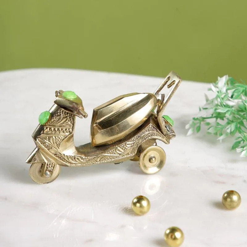 Brass Vintage Bike Showpiece media 1