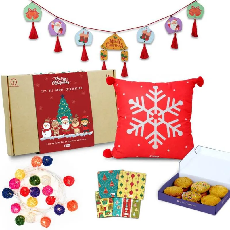 Crimson Comfort Christmas Gift Box media 4