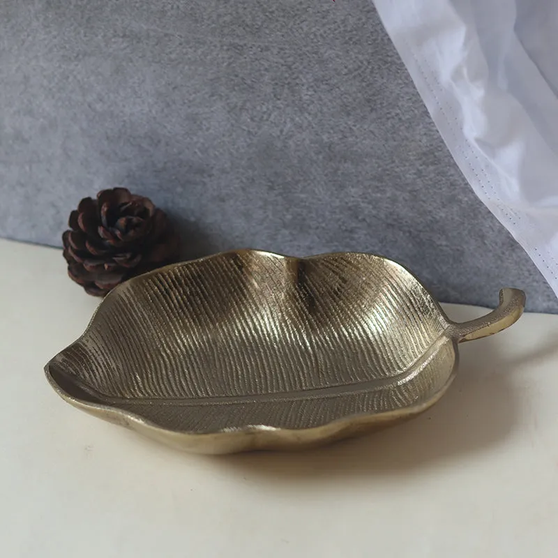 Banera Ceramic Platter media 1