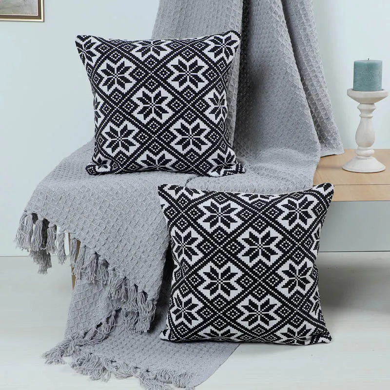 Eurus Cotton Throw & Cushion - Three Piece Set media 1
