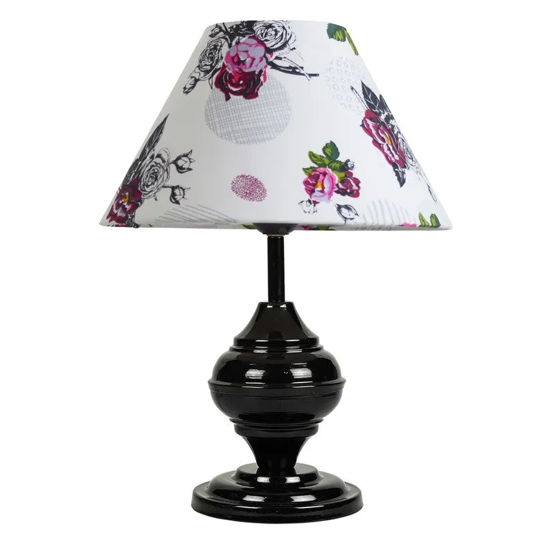 BlossomTwist Metal Table Lamp media 6