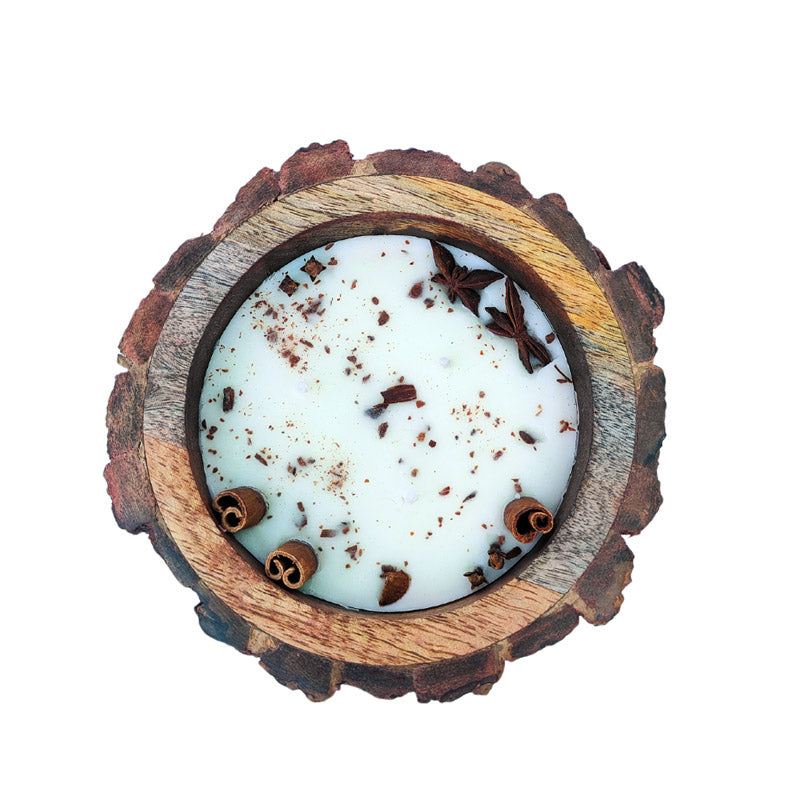 Fernia Cinnamon Scented Candle In Wooden Box media 4