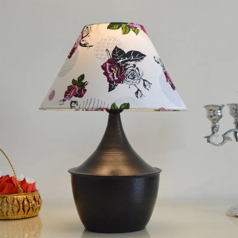 BloomCraft Metal Table Lamp media 4