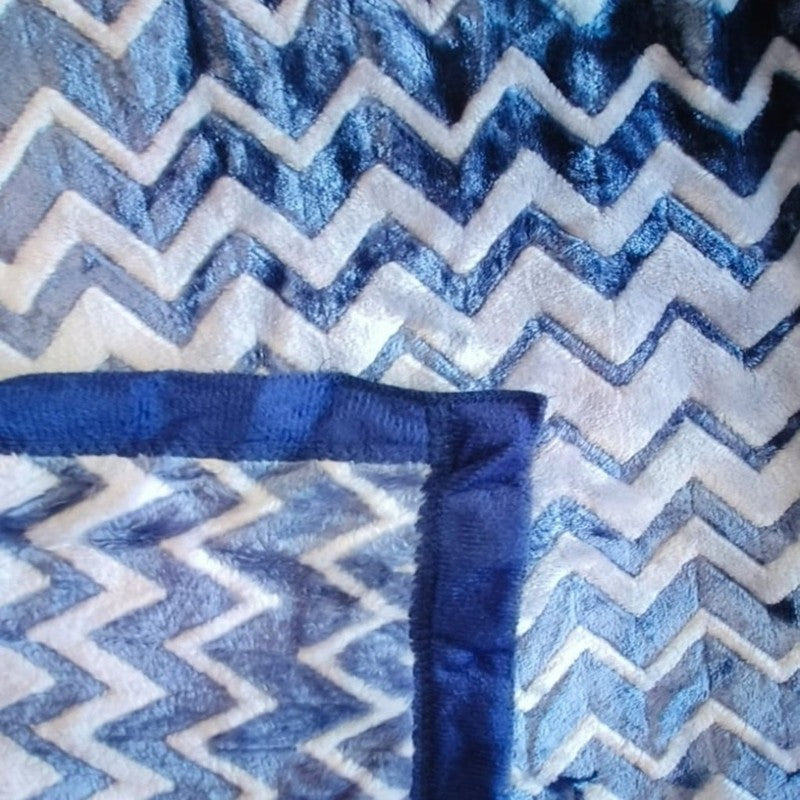 Waveora Striped Woolen Blanket (Blue) - 350 GSM media 6