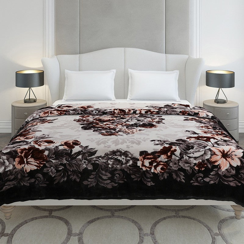 Monte Carlo Velvet Bloom Blanket (Black) - 1042 GSM media 3