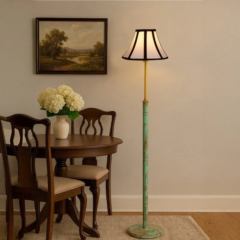 Meadow Bloom Floor Lamp media 3