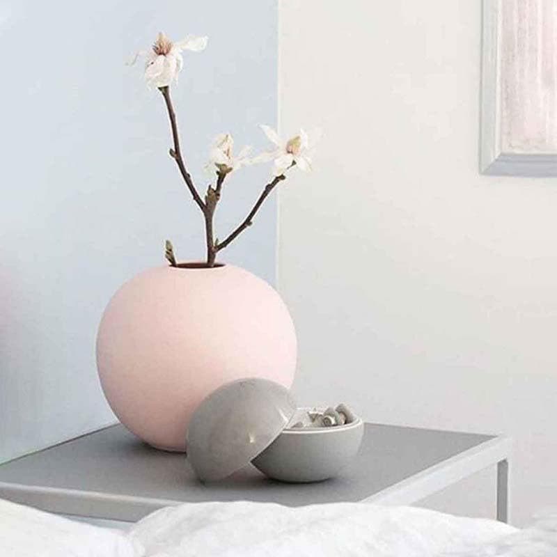 Caim Vase - Pink media 5