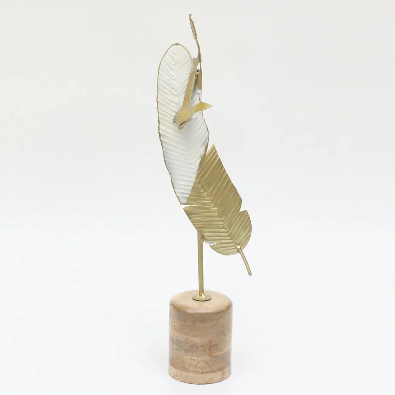 Damir Abstract Showpiece media 4