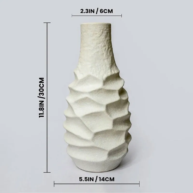Ivoria Sculpted Ceramic Vase - White media 6