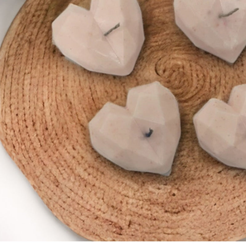 Heart Carve Cinnamon Scented Candles (White) - Set Of Four media 5