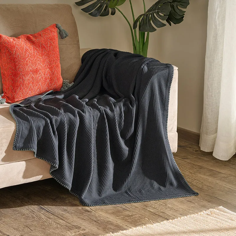 Wovelle Throw - Grey & Moss Green media 1