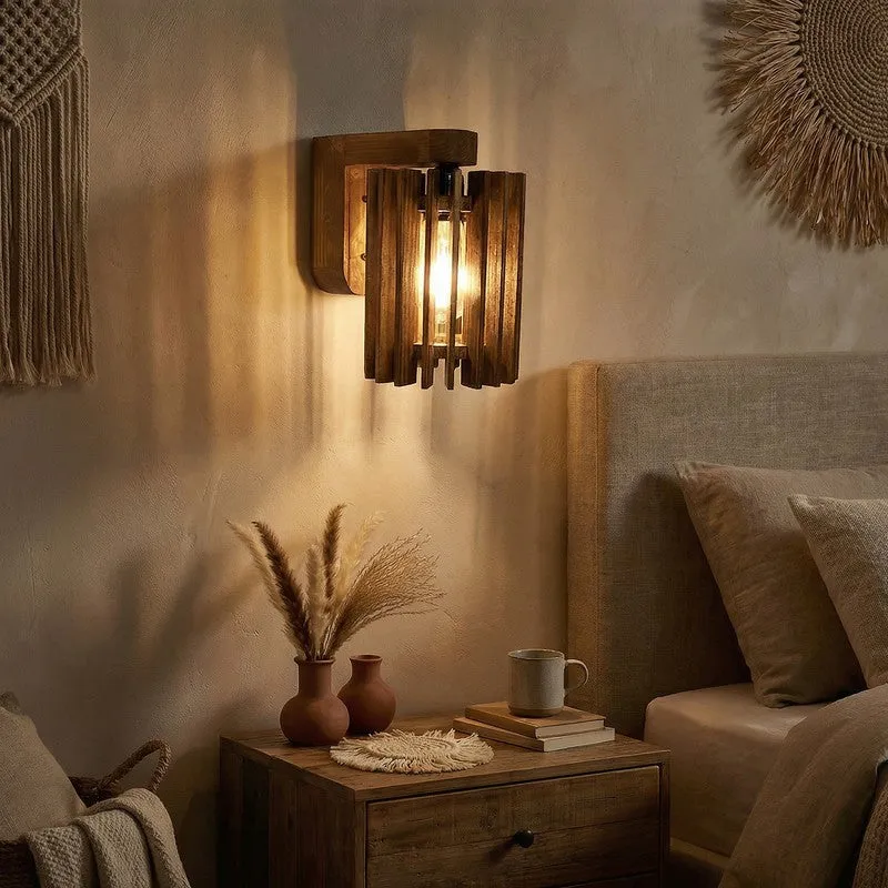 Oblis Wooden Wall Lamp media 3