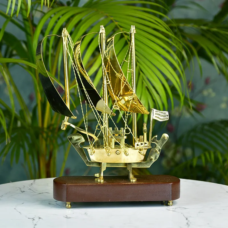Gildo Sail Showpiece media 7
