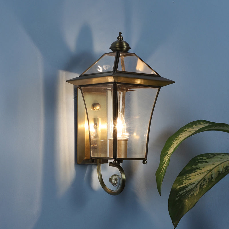 Lanterna I Iron Wall Lamp - Gold