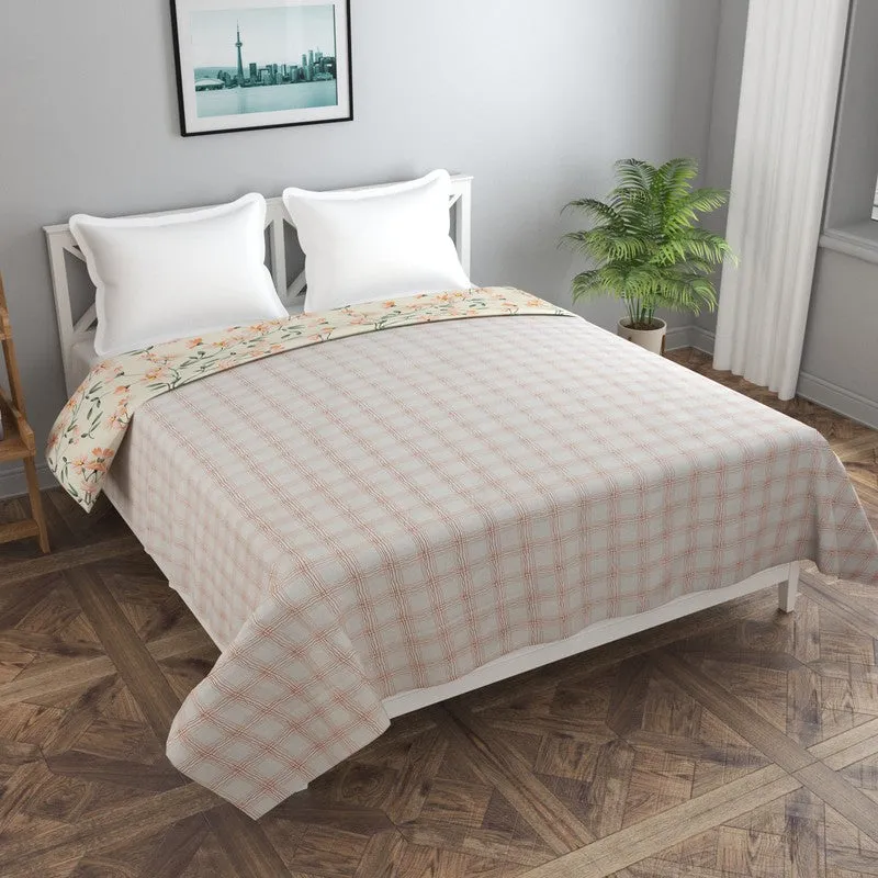 Floralis Duvet Cover media 3