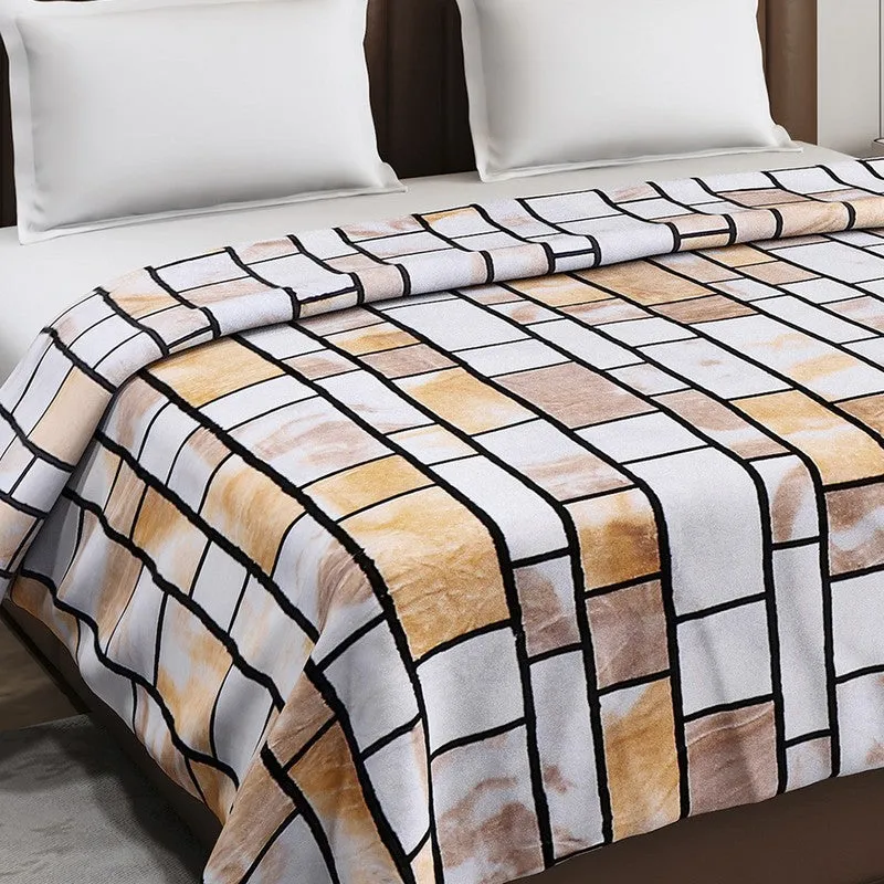 Monte Carlo Strivox Linear Block Polyester Blanket (Light Brown) - 300 GSM media 5