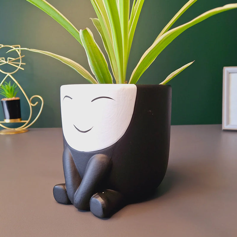 Visage Ceramic Planter - Black media 2