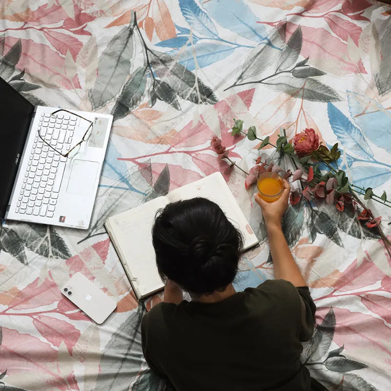 Cassia Floral Cotton Comforter (Multicolor) - 180 GSM media 7