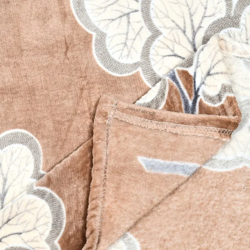 Floral Whisper Woolen Bedsheet - 150 GSM media 8