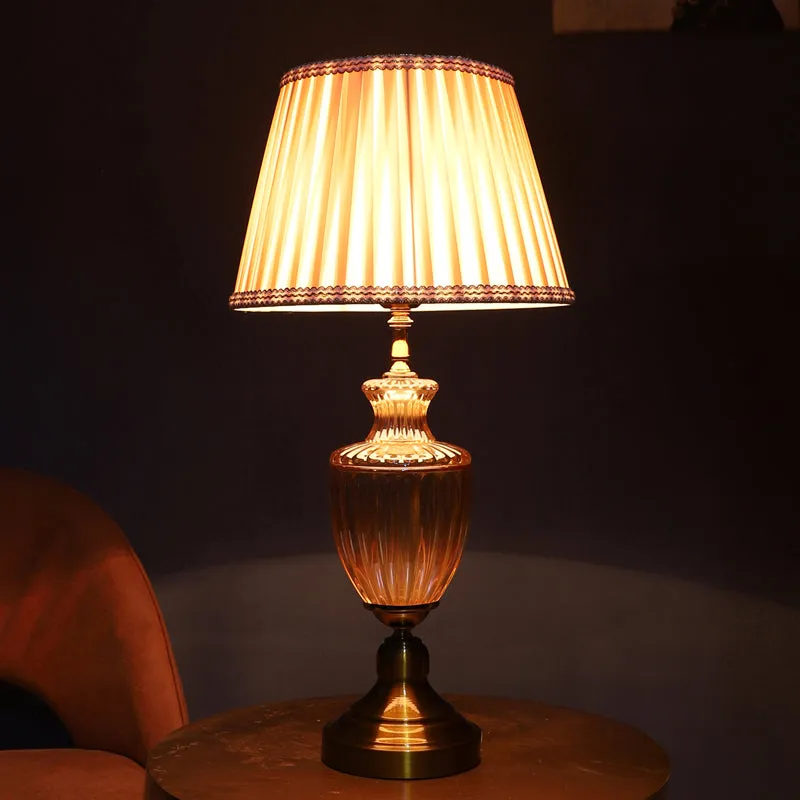 Axyle Iron Table Lamp - Multicolor media 1