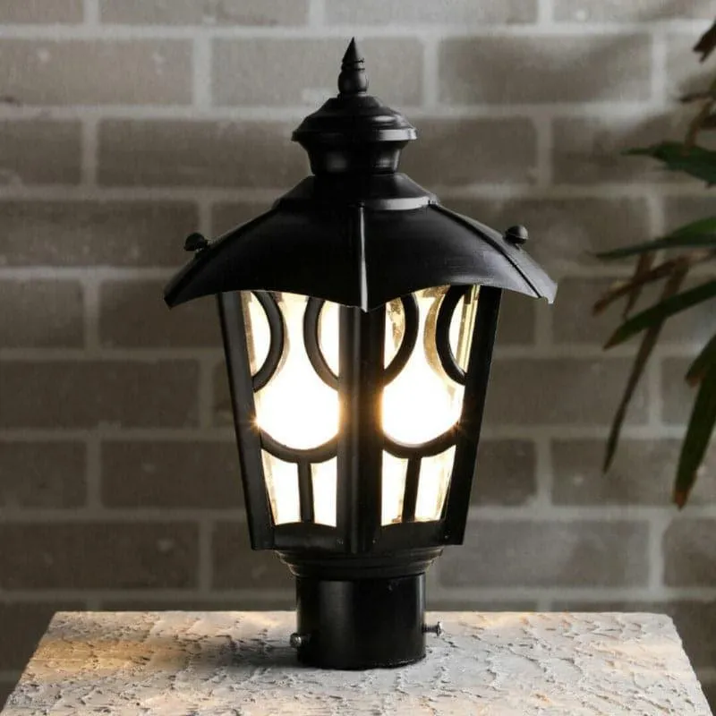 Easton Gate Lamp media 1