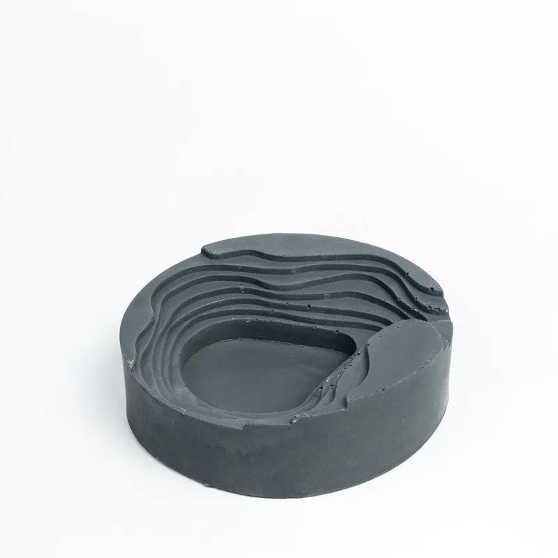 Sow Well Ash Tray - Black media 4