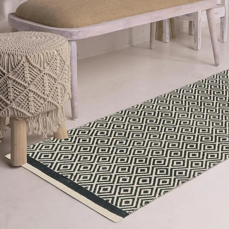 Earthica Cotton Runner Rug - Green media 4