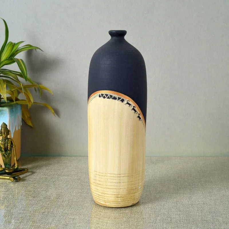 Aether Bloom Vase media 1