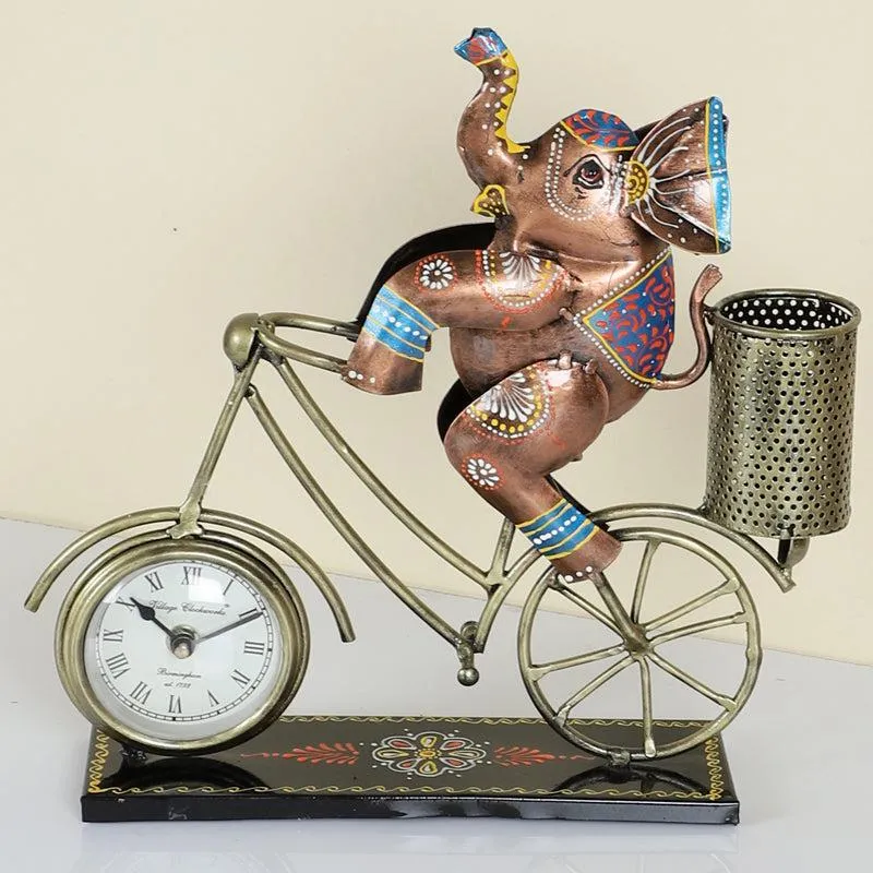 Cycle Circus Stationary Stand media 3