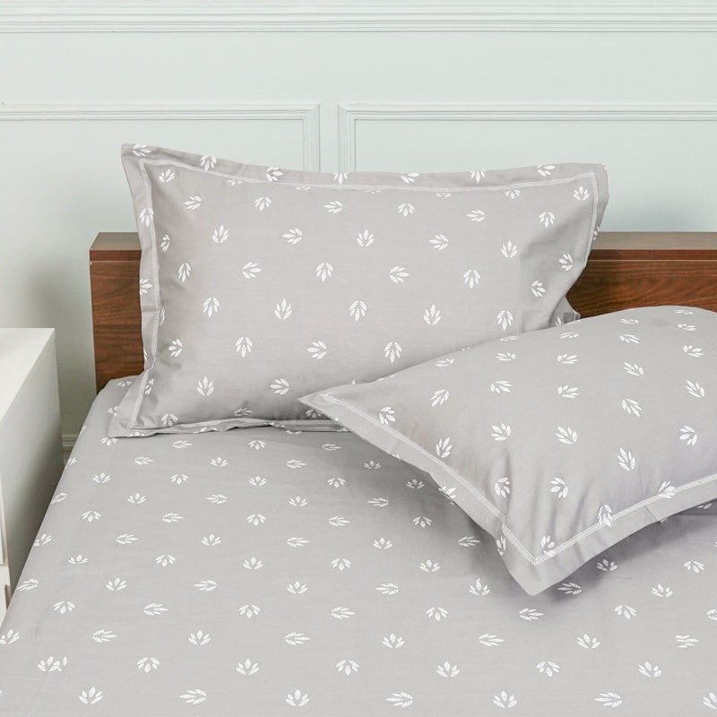 Gazal Floral Cotton Bedsheet (Grey) - 170 TC media 4