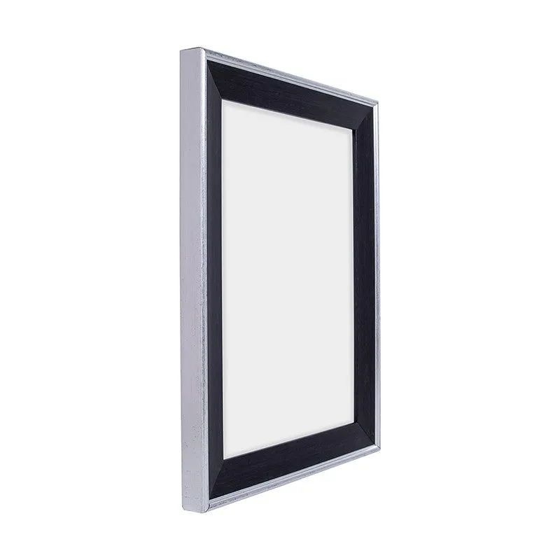Elegant Vintage Style PVC Photo Frame - Black media 4