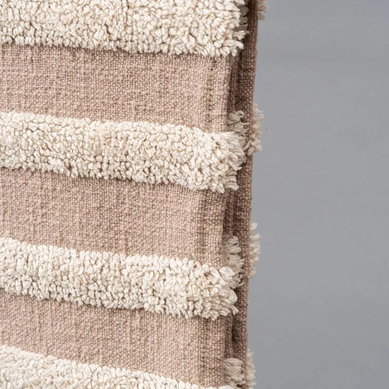 Vetra Table Tufted Tassled Throw - Rectangle media 4