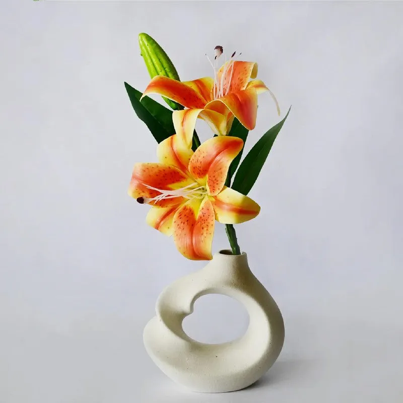 Zen Loop Ceramic Vase media 4