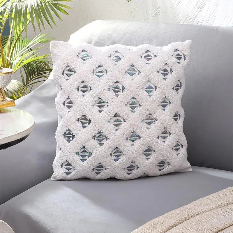Dreva Cushion Cover - White media 1
