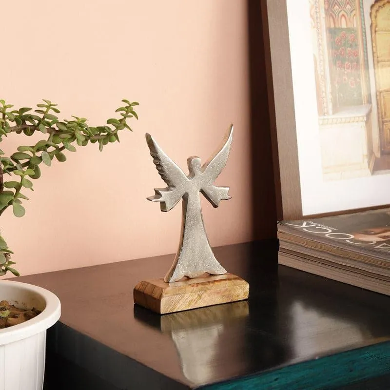 Angel From Heaven Showpiece - Silver media 1
