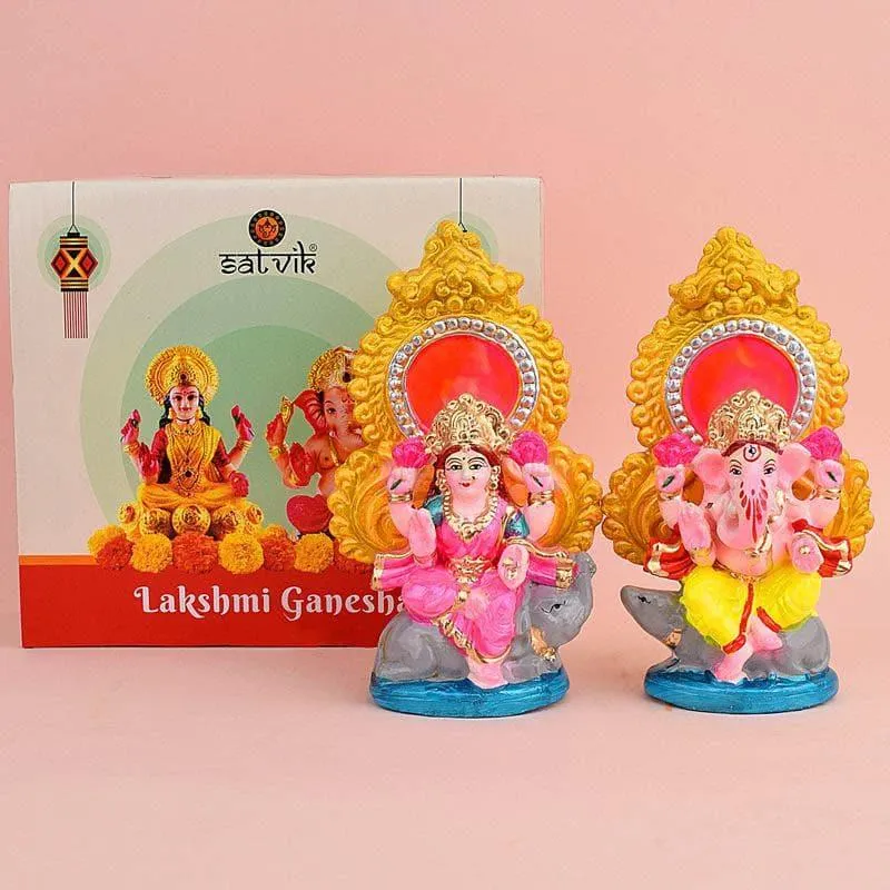 Divine Aura Lakshmi Ganesha Idol Set media 3