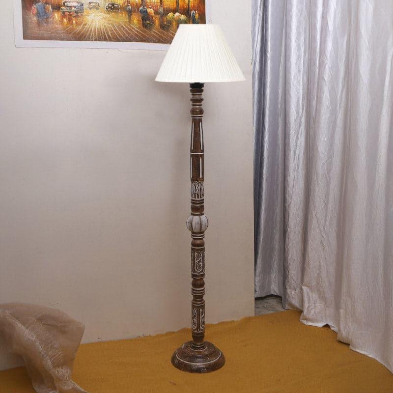 Colto Trova Floor Lamp media 3
