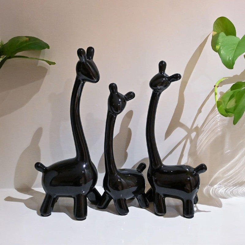 Artistry Giraffe Trio Showpiece - Set Of Three media 3