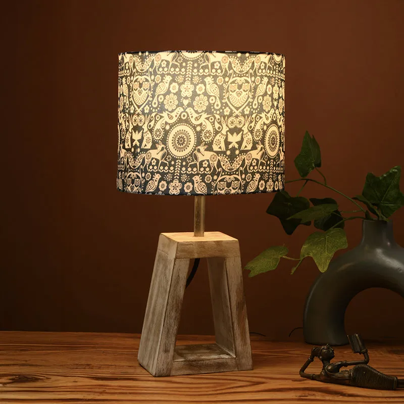 Ethnic Art Fabric Table Lamp - Ivory,,Black,Beige media 1