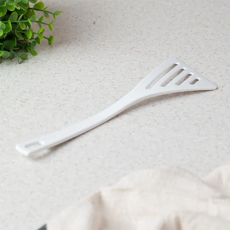Flippo Turner Spoon media 3