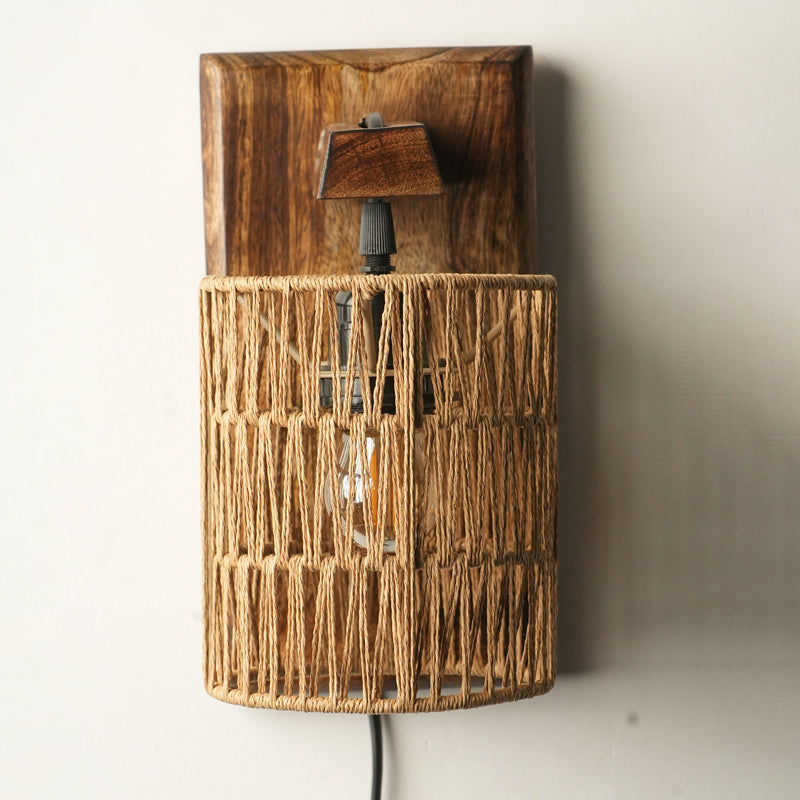LumaRay Rattan Wall Lamp media 4