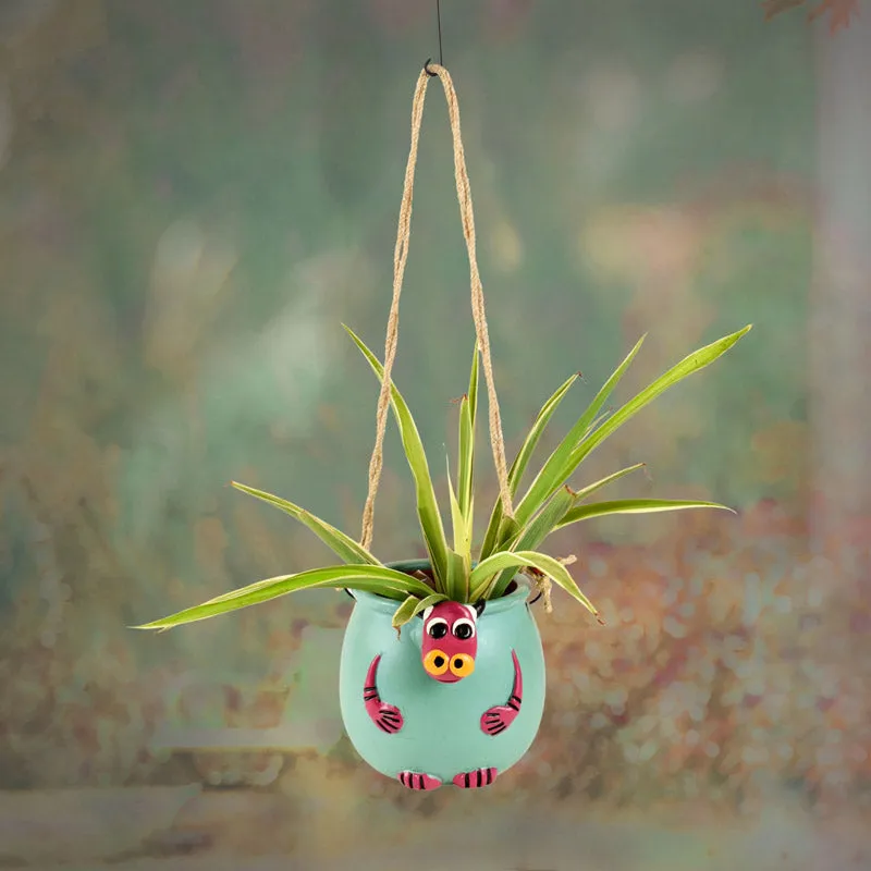 Basira Hanging Planter media 1