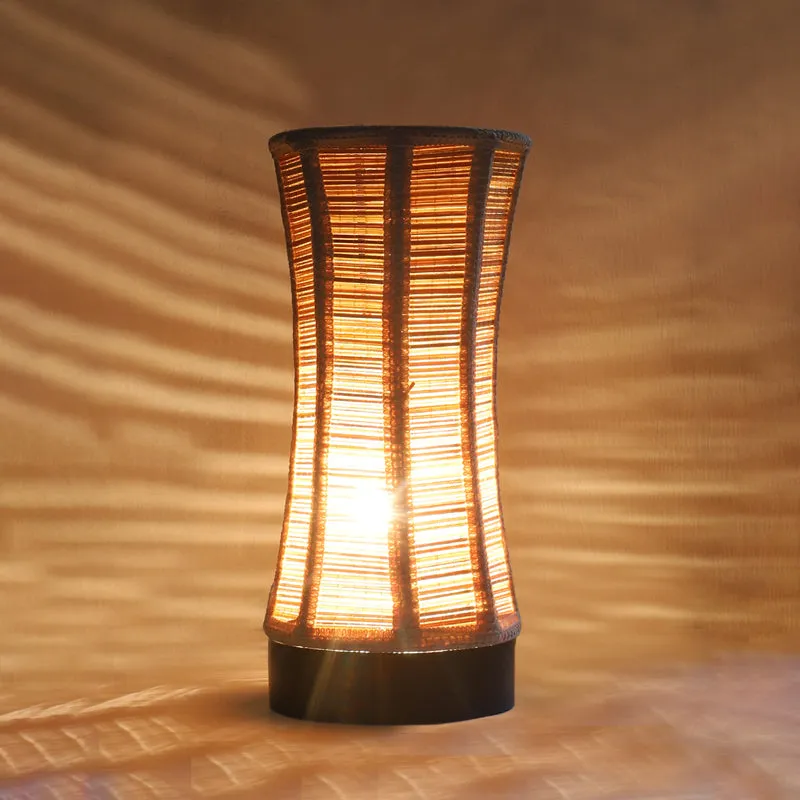 Halora Bamboo Curve Table Lamp - Black media 5