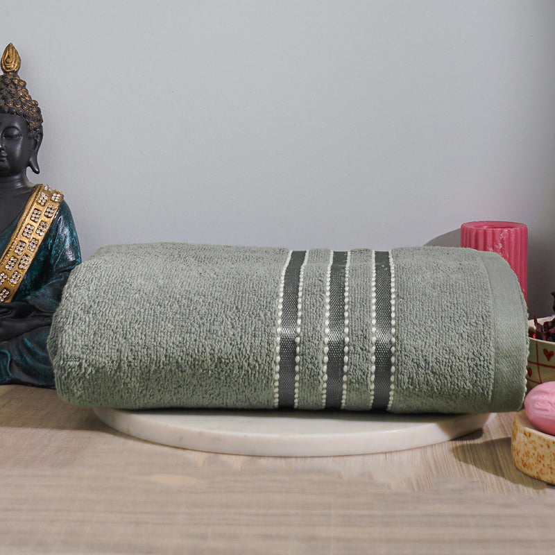 Micro Cotton LuxeDry Comfort Solid Bath Towel - Grey image 3