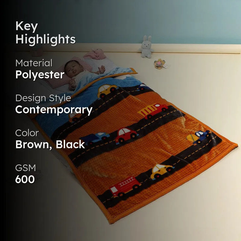Monte Carlo Tiny Travelers Blanket - 600 GSM media 2