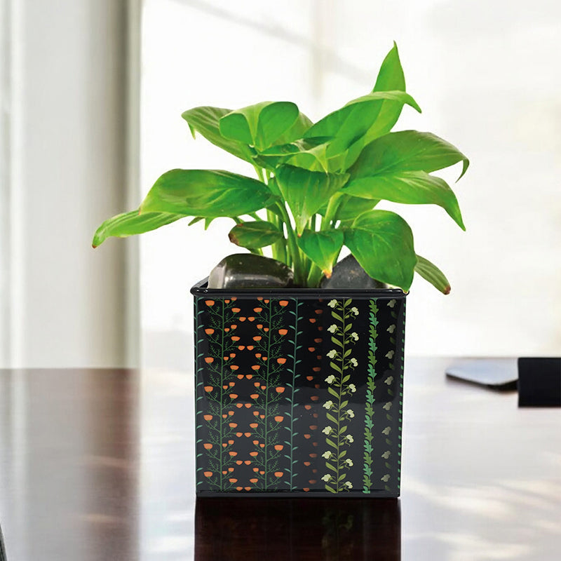 Rootin Metal Planter media 3