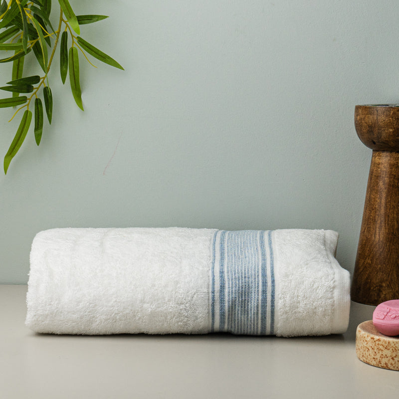 Micro Cotton LuxeDry Comfort Bath Towel - White & Blue media 3