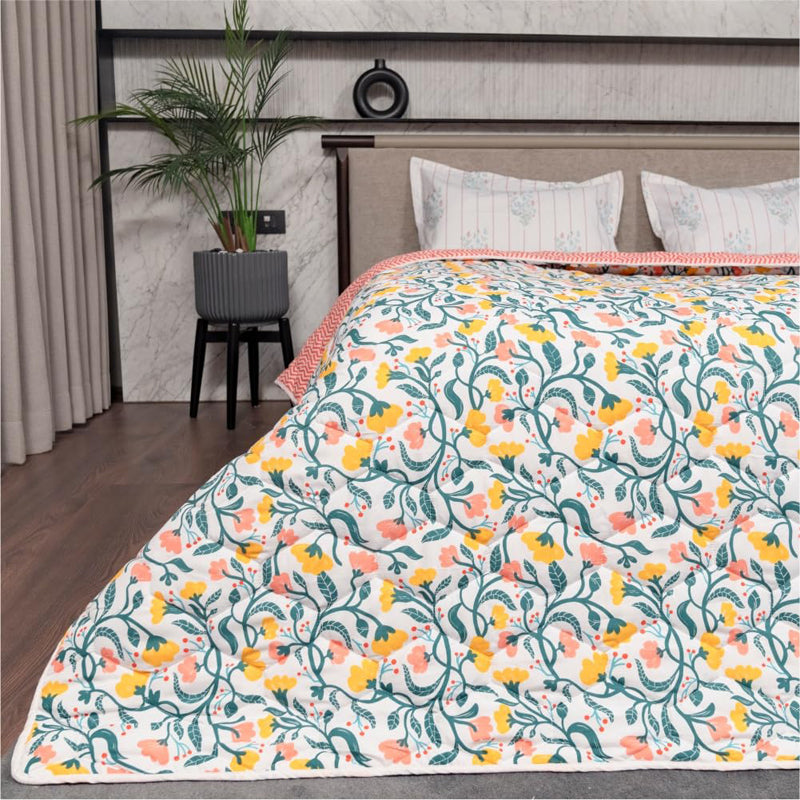 Urban Space Kashmir Reversible Comforter - 200 GSM media 3
